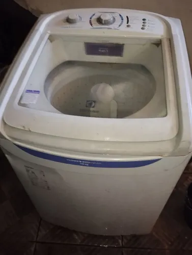 Máquina de lavar Electrolux 15 quilos 