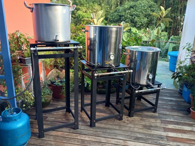 Kit cervejeiro. Excelente equipamento para fazer cerveja artesanal.