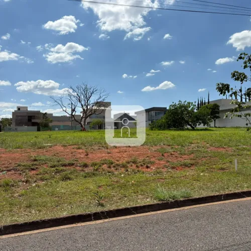 Terreno para venda no bairro Jardim Botânico