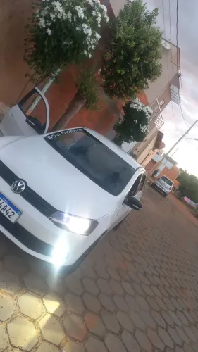 Volkswagen Voyage Selecao 1.6 Total Flex 8V 4P 2014