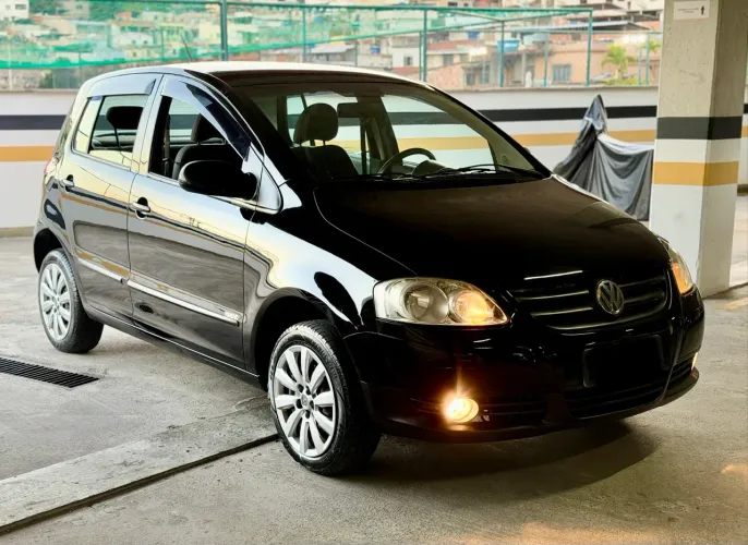 Volkswagen Fox Plus 1.0mi/ 1.0mi Total Flex 8V 4P 2009