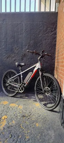 Caloi E-Bike City Tour Bicicleta 250w