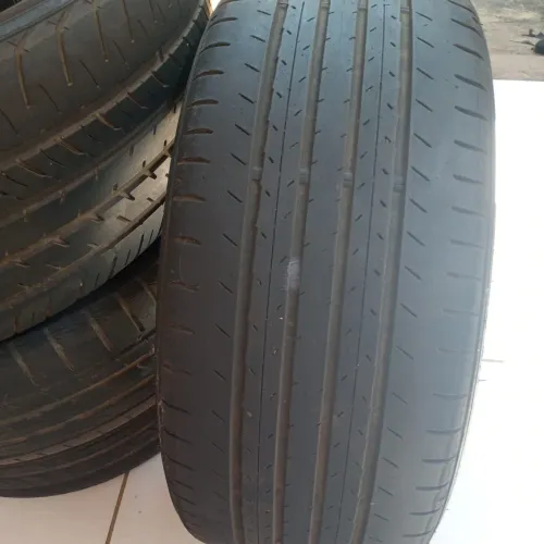 Pneus 225-45 R17