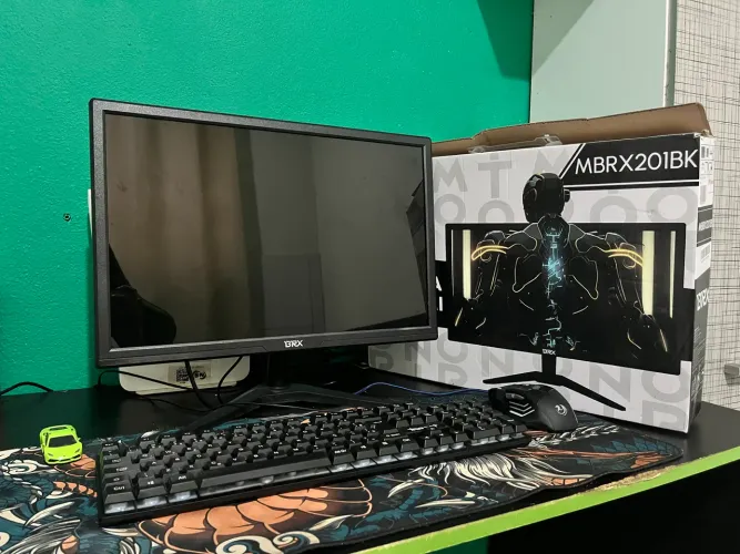 Monitor 20 - Teclado Led - Mouse
