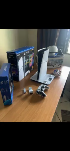 PlayStation 5 com óculos VR2 com dois controles 24 jogos