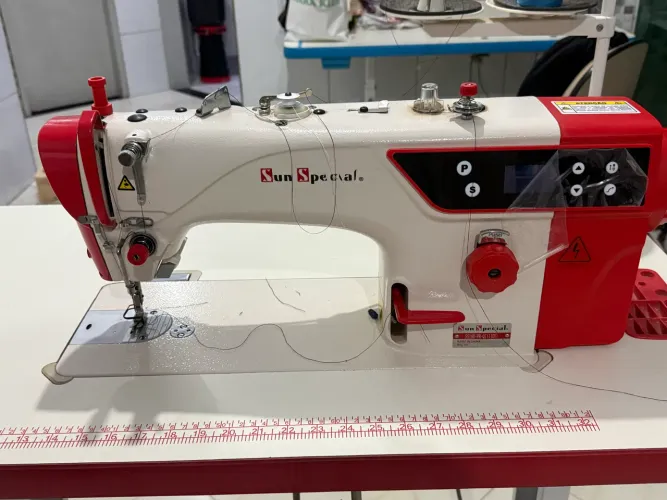 Máquina de Costura Industrial Reta Sun Special