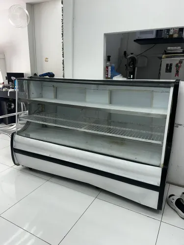 Balcão refrigerado 220v