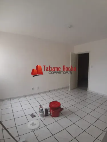 Vendo excelente apartamento no Condomínio Parque Cajueiro.
