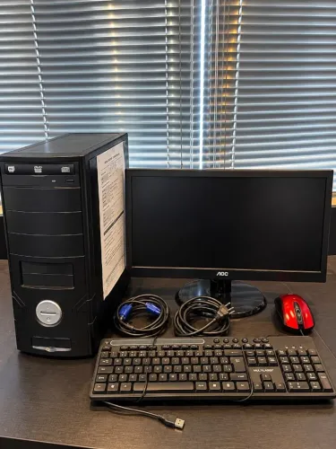 Computador Completo Core i3 3.30GHz + Monitor AOC + Teclado e Mouse
