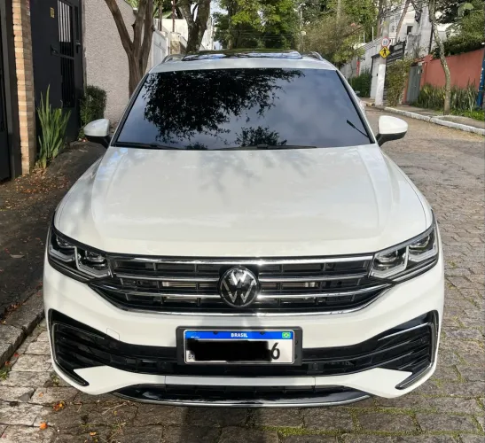 Volkswagen Tiguan Allspac R-line 300 TSI 2.0 2024