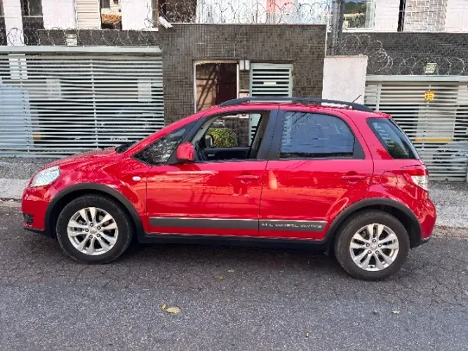Suzuki SX4 2.0 16V 145cv 4WD 5P Mec. 2013