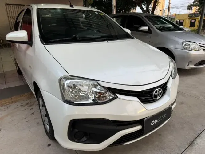 Toyota Etios X 1.3 Flex 16V 5P Mec. 2018
