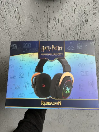 Headset Redragon Zeus Edição Harry Potter Hogwarts - RGB - Novo