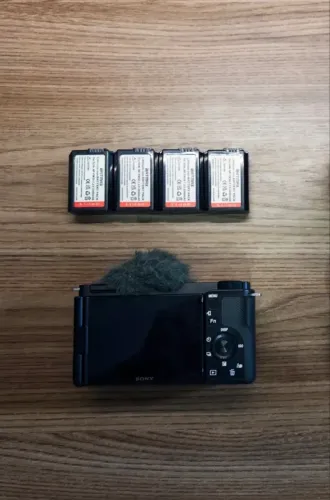 Câmera Sony ZV E10 4K + Lente do kit