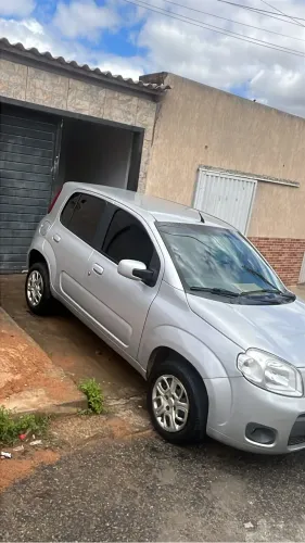 Fiat Uno Vivace Celeb. 1.0 EVO F.flex 8V 5P 2012