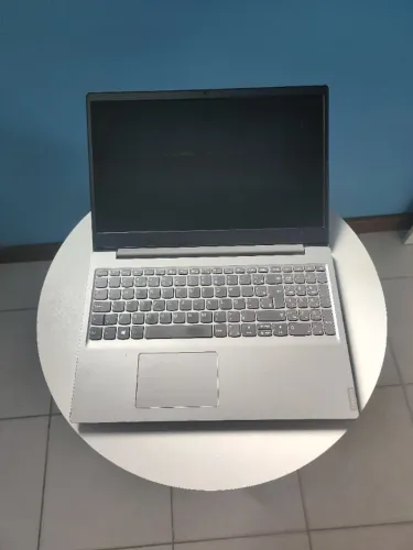 Lenovo IdeaPad S145-15API  | AMD Ryzen? 7 3700U 16Gb RAM | SSD | Radeon RX Vega 10 (2Gb)