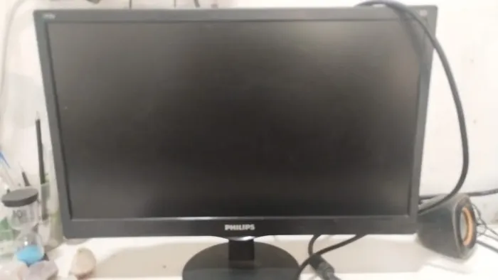  Monitor  modelo Philips 18,5" LED HD