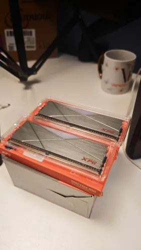Memória ram DDR4 (2X8) 3200MHZ