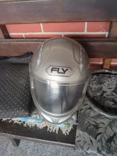 Capacete