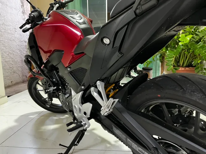 Cb300F Twister ABS 2025
