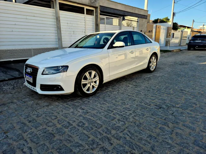 Audi A4 2.0 16V TFSI 183/180cv Multitronic 2011
