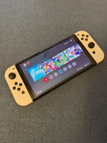 Nintendo Switch OLED 64gb - Branco