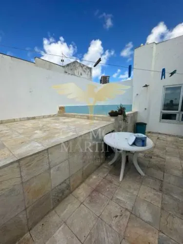 COBERTURA 4 QUARTOS (2 SUÍTES), 160M², NO COSTA AZUL