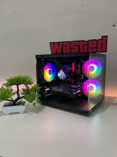 PC GAMER XEON E5-2676 V3 + RX 570 8GB