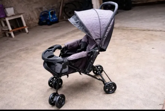 Carrinho de bebê passeio da cosco