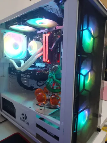 PC Gamer Redragon Wheel