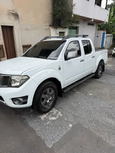Nissan Frontier SV Attack CD 4X2 2.5 TB Diesel 2013