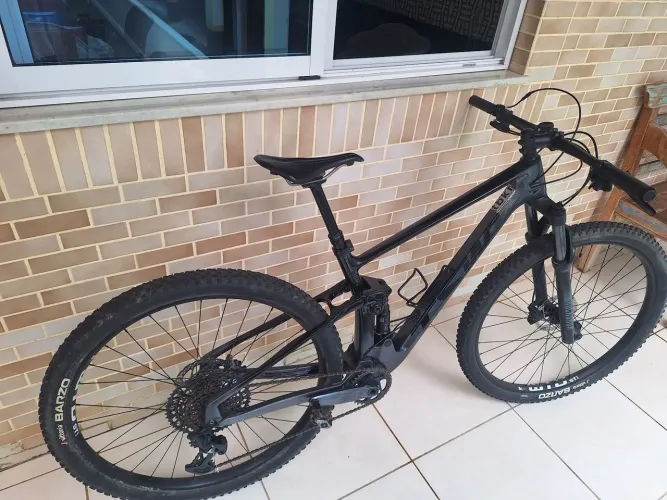 Bike MTB TSW Full Carbono seminova