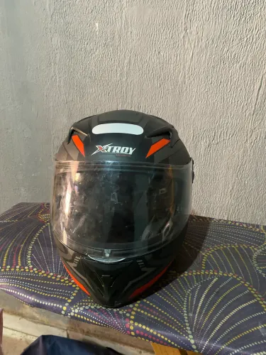 Capacete Xtroy helmets com viseira interna