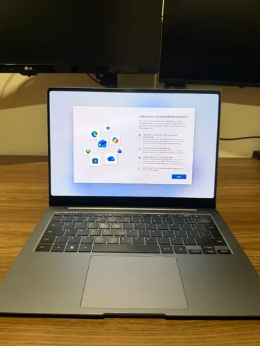 Samsung Galaxy Book4 Pro 14 AMOLED Core Ultra 5 16GB 512GB Seminovo c/ NF (touch)