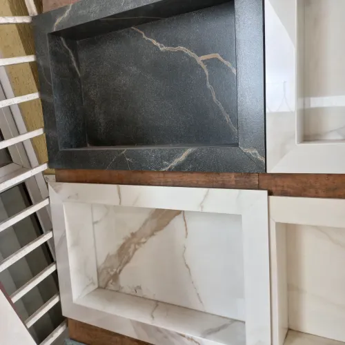 Nicho de porcelanato para banheiro