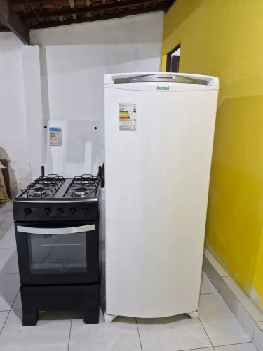 Geladeira consul frost free + fogão de 4 bocas