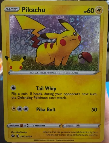 Carta Pokémon Pikachu 25 anos SWSH039 General Mills