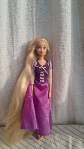 Boneca Rapunzel Disney Store 2012 Importada