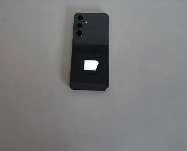 Celular Samsung FE
