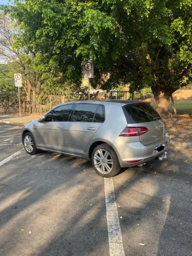 Volkswagen Golf Highline 1.4 TSI 140cv Aut. 2014