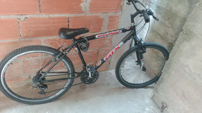Vende-se bicicleta caloi