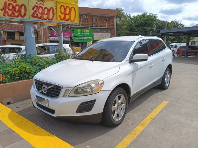 Volvo XC 60 3.0 AWD 5P 2011