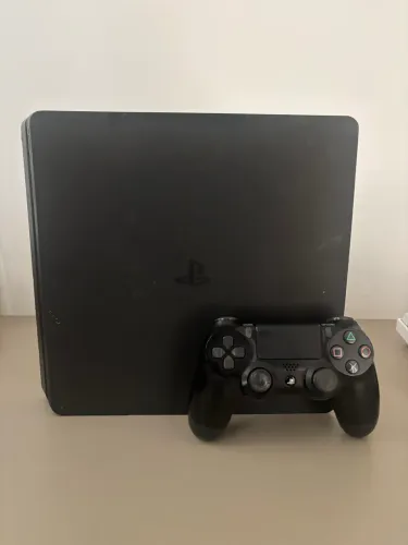 PS4 slim