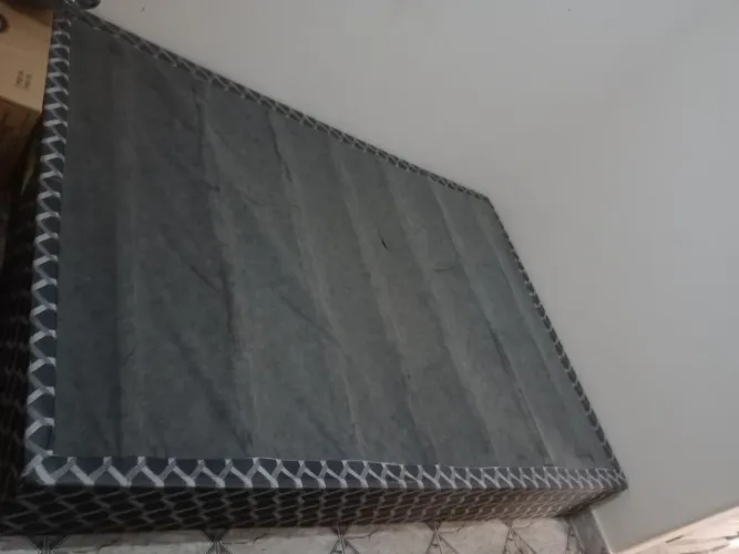 Cama e colchão 