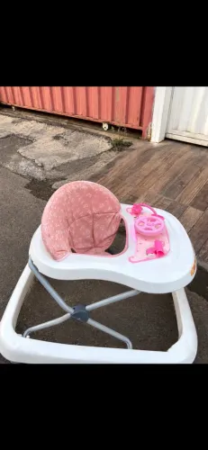 Andador de bebê 