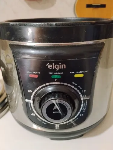 Panela de pressão elétrica