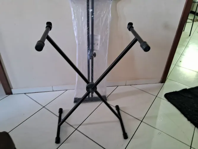 Suporte p/teclado 