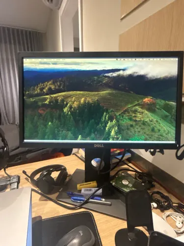 Monitor Dell de 19.5" P2018H - Dell 20 Monitor - P2018H