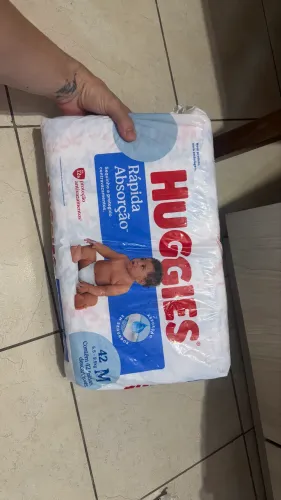 Fraldas Huggies Rápida Absorção 42 unid tam M