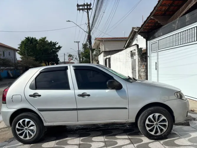 Fiat Palio Celebration 1.0 Fire Flex 8V 4P 2016
